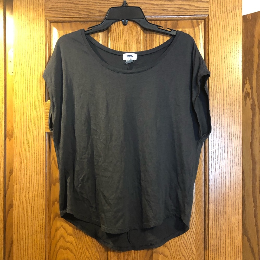 Old navy wide neck and crop tee
